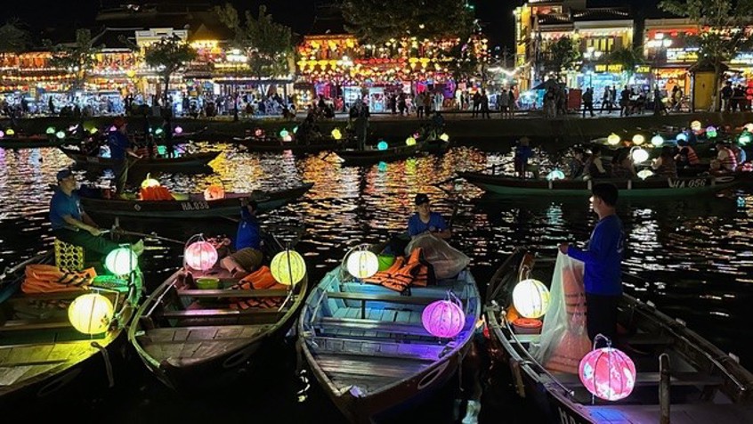 Avondstemming in Hoi An, Vietnam (Foto: Maarten Ruijters)