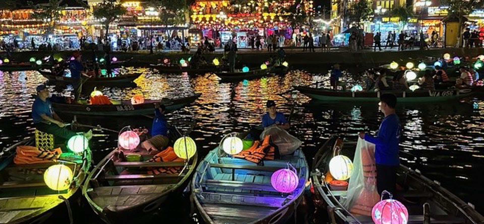 Avondstemming in Hoi An, Vietnam (Foto: Maarten Ruijters)